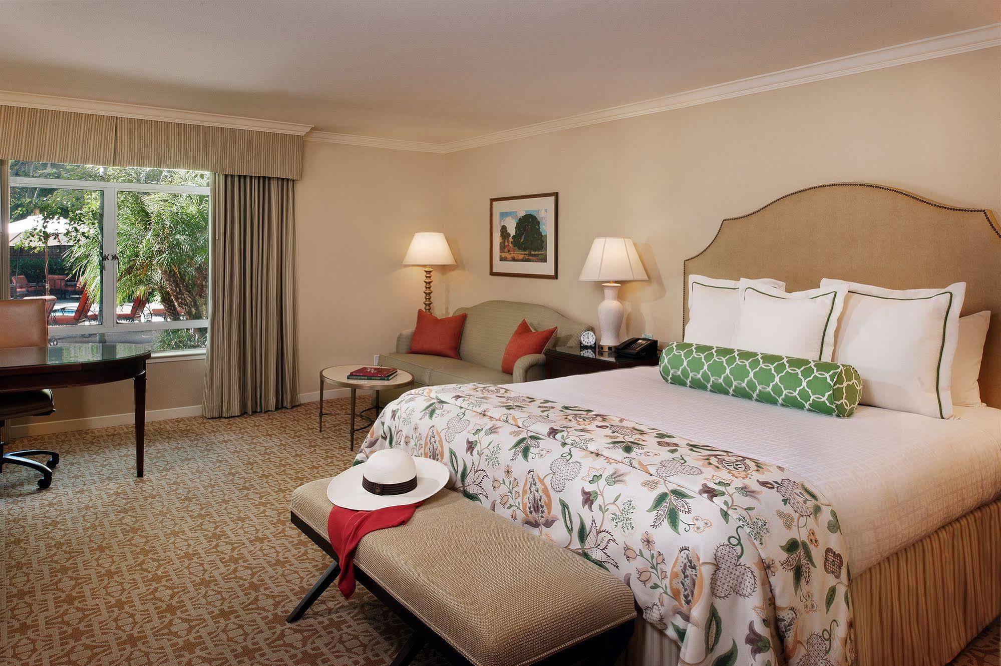 The Stanford Park 4*